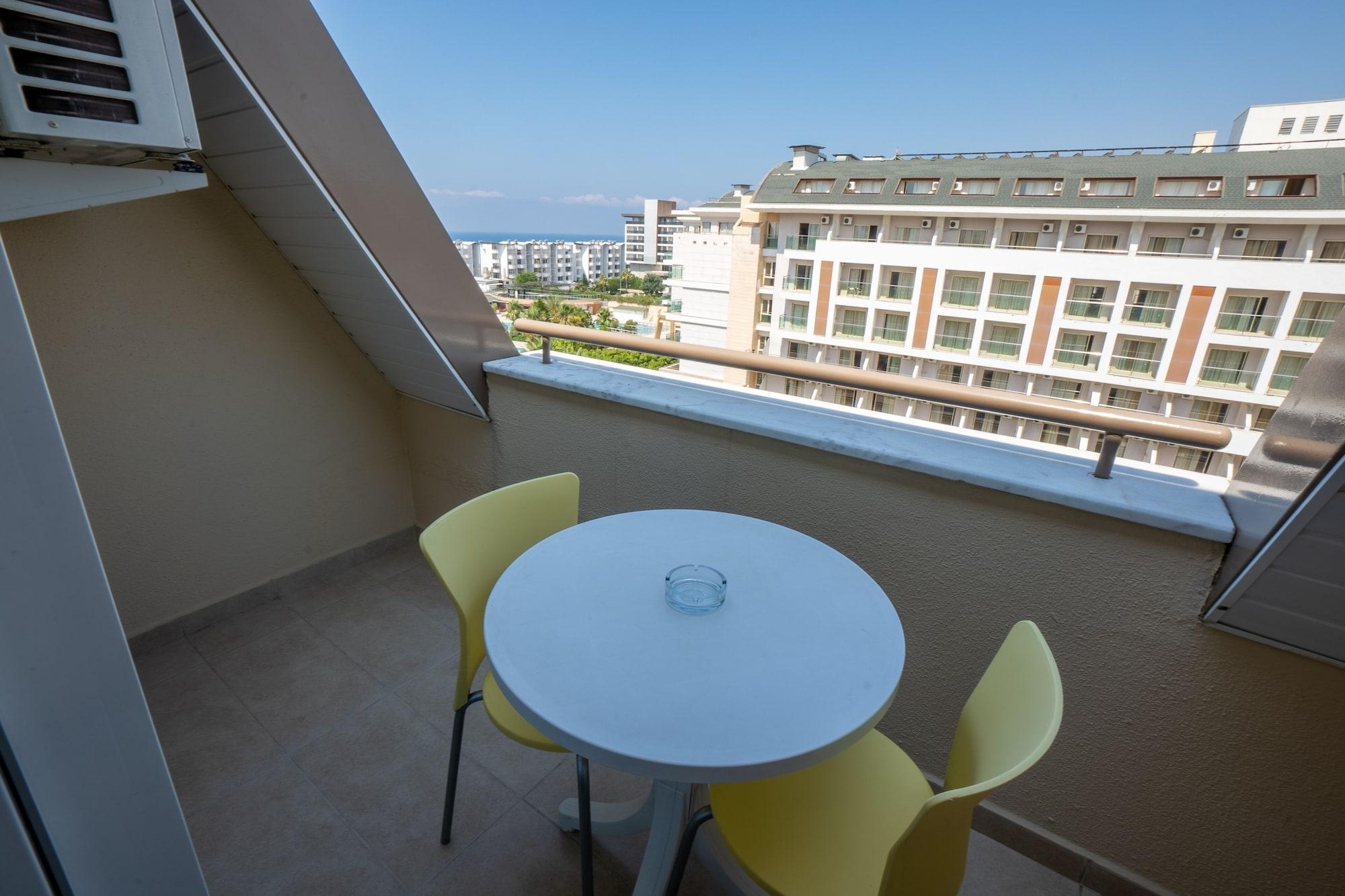 Hotel Titan Garden Ultra All Inclusive Конаклы Экстерьер фото